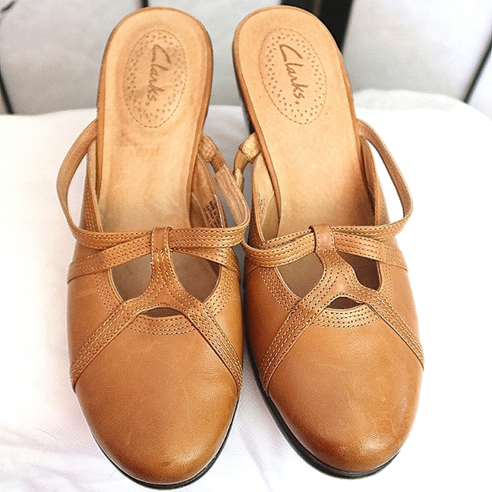 Clarks Tan Leather Slingback Mules